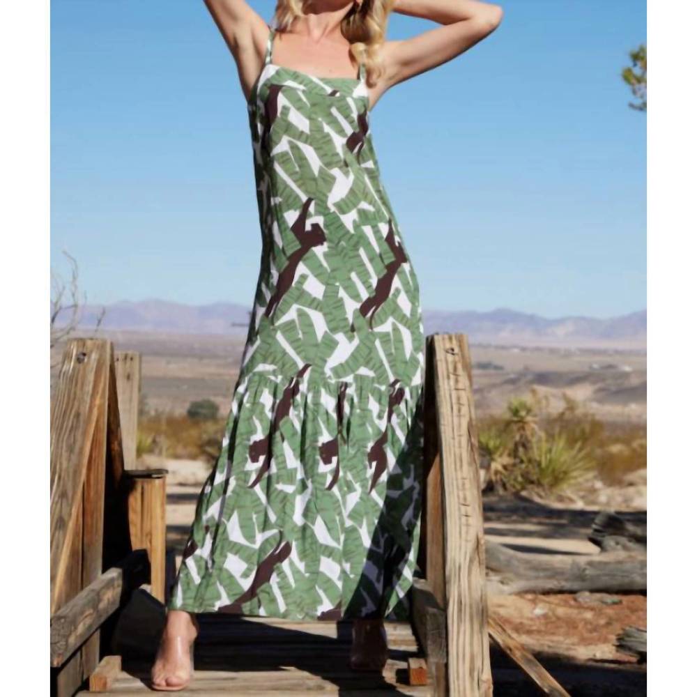 NEW OOLALA leaves panther maxi dress in green